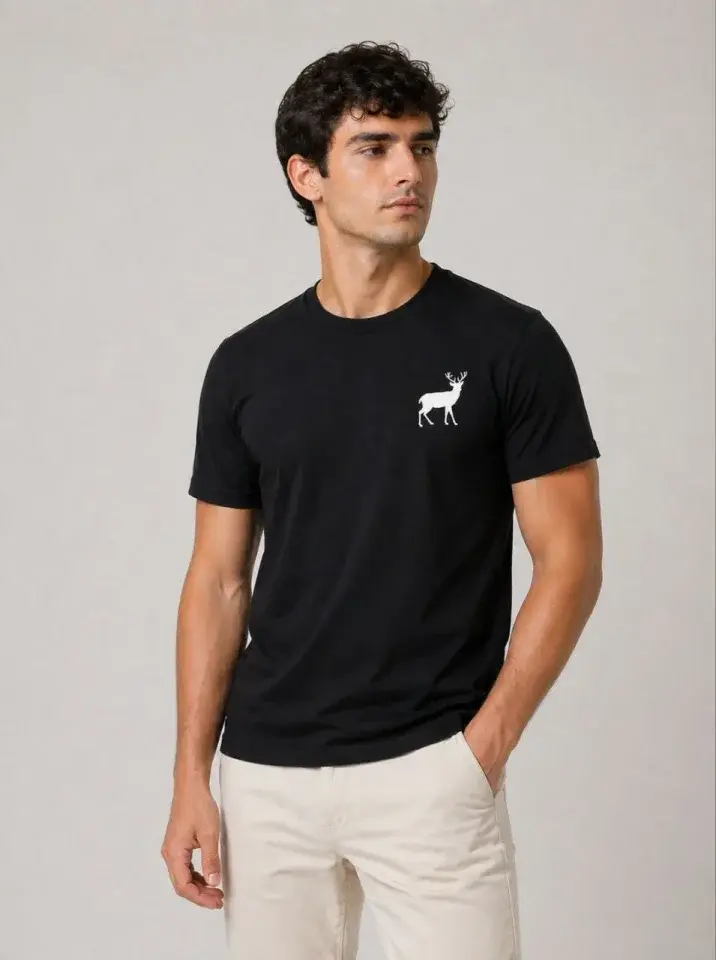 Erkek Minimal Geyik Logolu Tişört Bisiklet Yaka Kısa Kol Yazlık T-Shirt - Siyah