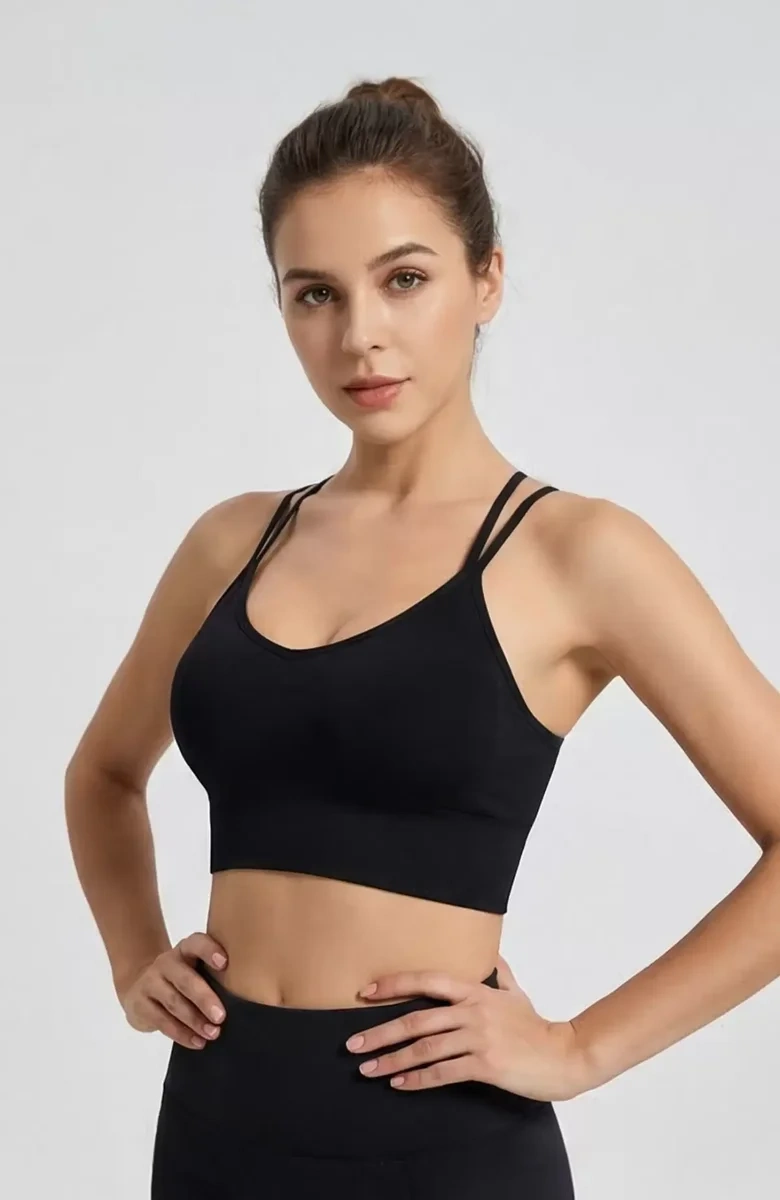 Kadın Siyah Çarpraz İpli Spor Büstiyer – Modern ve Şık Tasarım