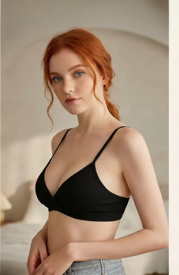 Kadın Siyah Kapsız Sırtı Açık Crop Top Bluz – Şık, Rahat ve Kolay Kombinlenebilir