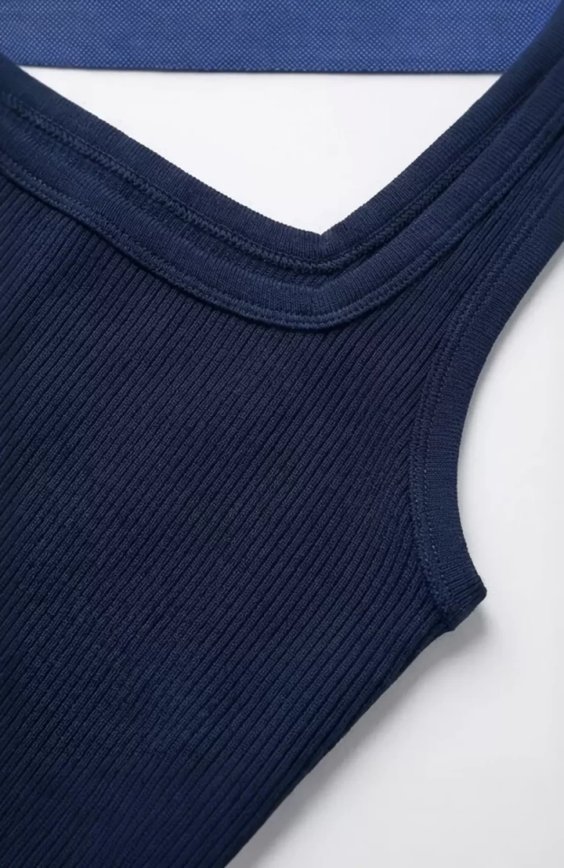 Kadın Lacivert Kalın Askılı Crop Top Büstiyer – Modern ve Şık Tasarım