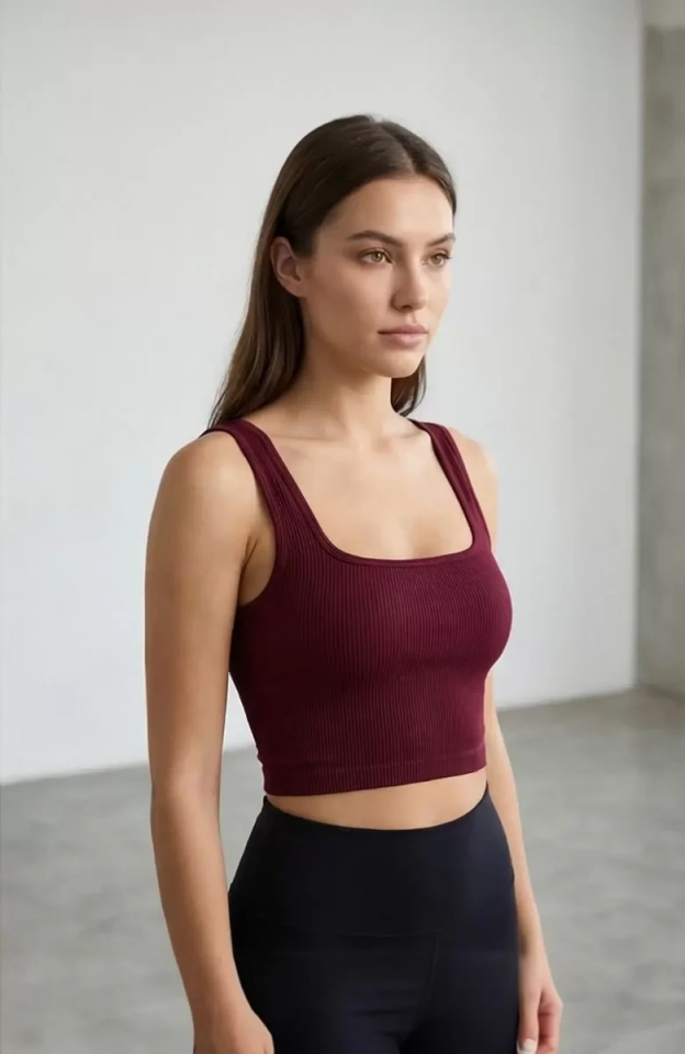Kadın Bordo Kalın Askılı Crop Top Büstiyer – Modern ve Şık Tasarım