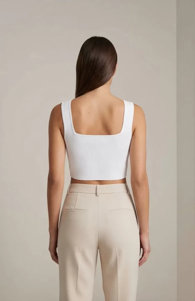 Kadın Beyaz Kalın Askılı Crop Top Büstiyer – Modern ve Şık Tasarım