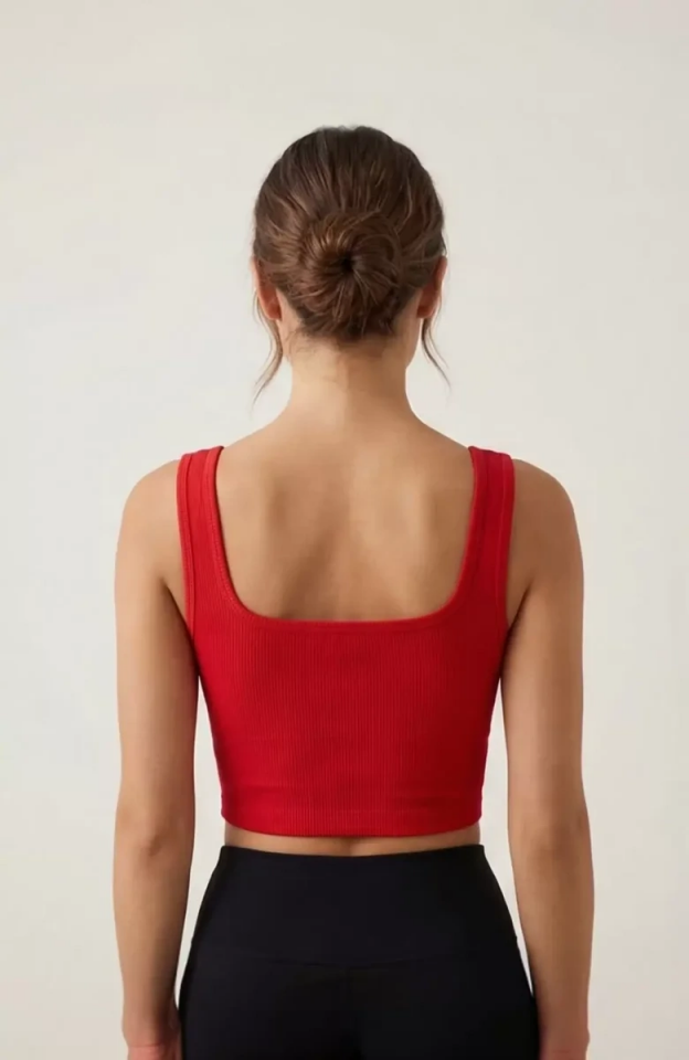 Kadın Kırmızı Kalın Askılı Crop Top Büstiyer – Modern ve Şık Tasarım
