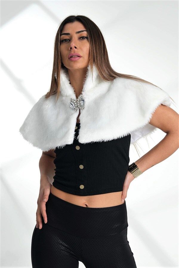 Beyaz Broşlu Kürk Etol Bolero