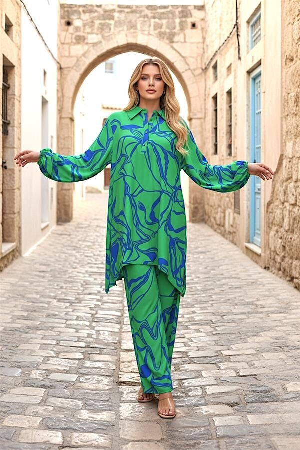 Yeşil Desenli Dik Yaka Cepli Tunik Pantolon Takım