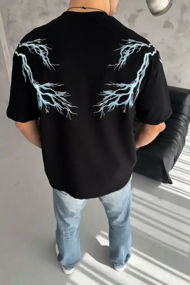 Erkek Bisiklet Yaka Tişört Yıldırım Şimşek Baskılı Kısa Kol T-Shirt -Siyah