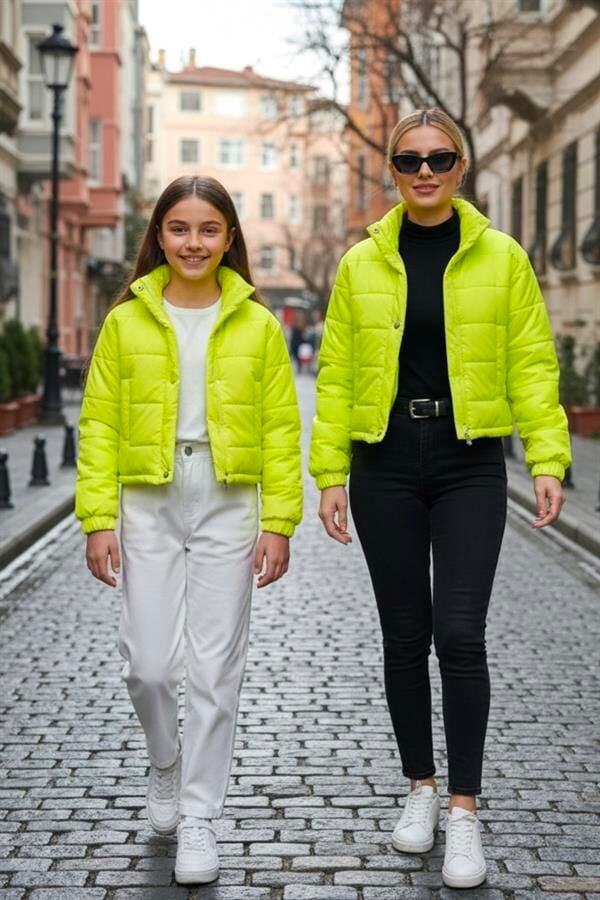 Kız Çocuk Neon Yeşil Çıtçıtlı Fermuarlı Şişme Mont