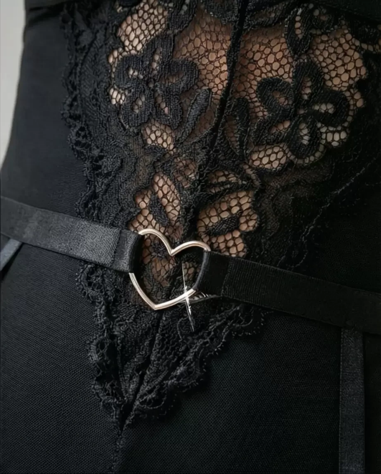 Kadın Siyah Dantel Jartiyerli Bodysuit Gecelik - Kemer Detaylı