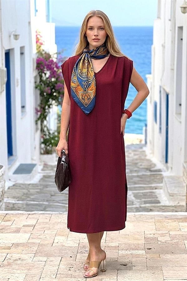 Bordo V Yaka Yandan Yırtmaçlı Uzun Elbise