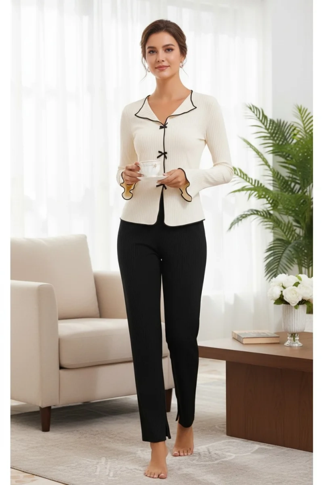 Kadın Fiyonklu Uzun Kollu Ekru Üst Siyah Alt Pijama Takımı
