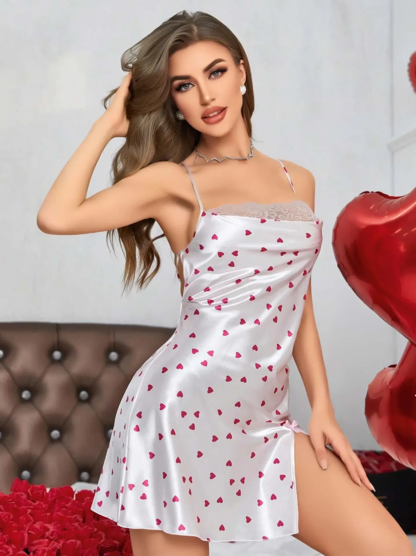 Morliva Kadın Beyaz Fuşya Kalp Desenli Saten Gecelik 2219