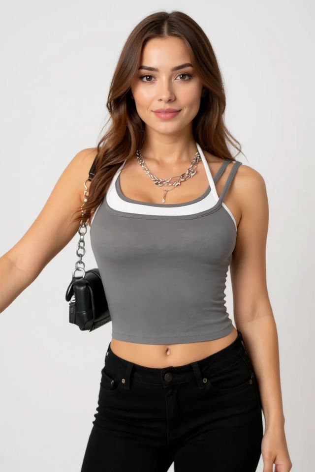 Kadın Antrasit Gri Beyaz Çift Renk Çapraz Askılı Crop Top Bluz – Şık, Rahat ve Kolay Kombinlenebilir