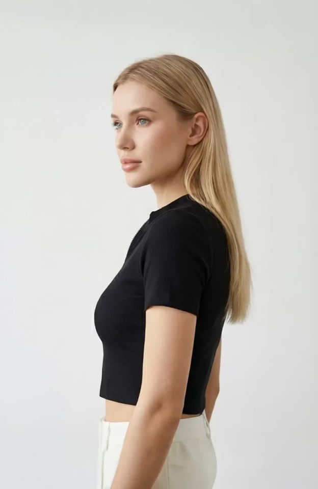 Kadın Siyah Yarım Fermuarlı ve Kısa Kollu Crop Top Bluz