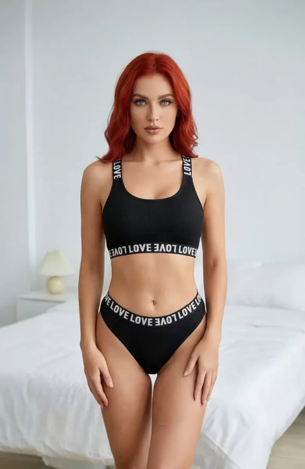 Kadın Siyah Çapraz Sırt ve Love Lastik Detaylı Sütyen Külot Takım