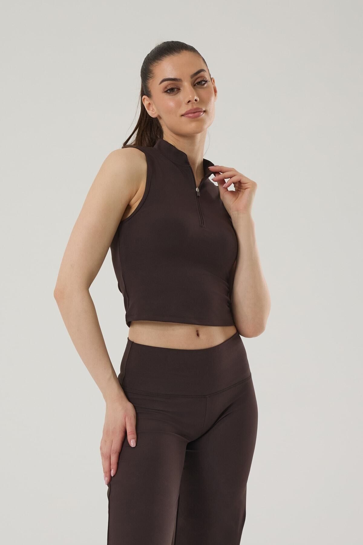 KADIN YARIM FERMUARLI SPOR ATLET 4011