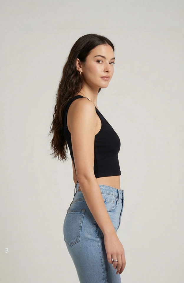 Kadın Siyah Kare Yaka Crop Top Bluz – Şık, Rahat ve Kolay Kombinlenebilir