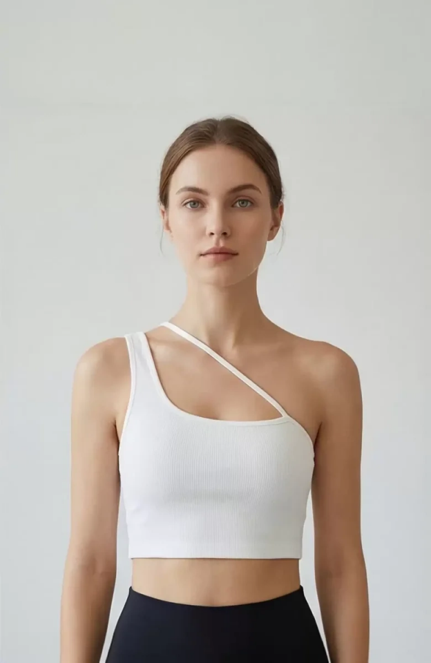 Kadın Beyaz Tek Omuzlu Çapraz Askılı Crop Top Büstiyer