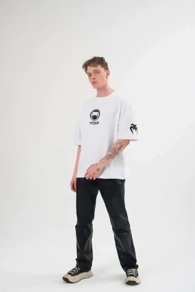 Erkek Kısa Kol Tişört Göğüs ve Kol Bisiklet Yaka Baskılı T-Shirt - Beyaz