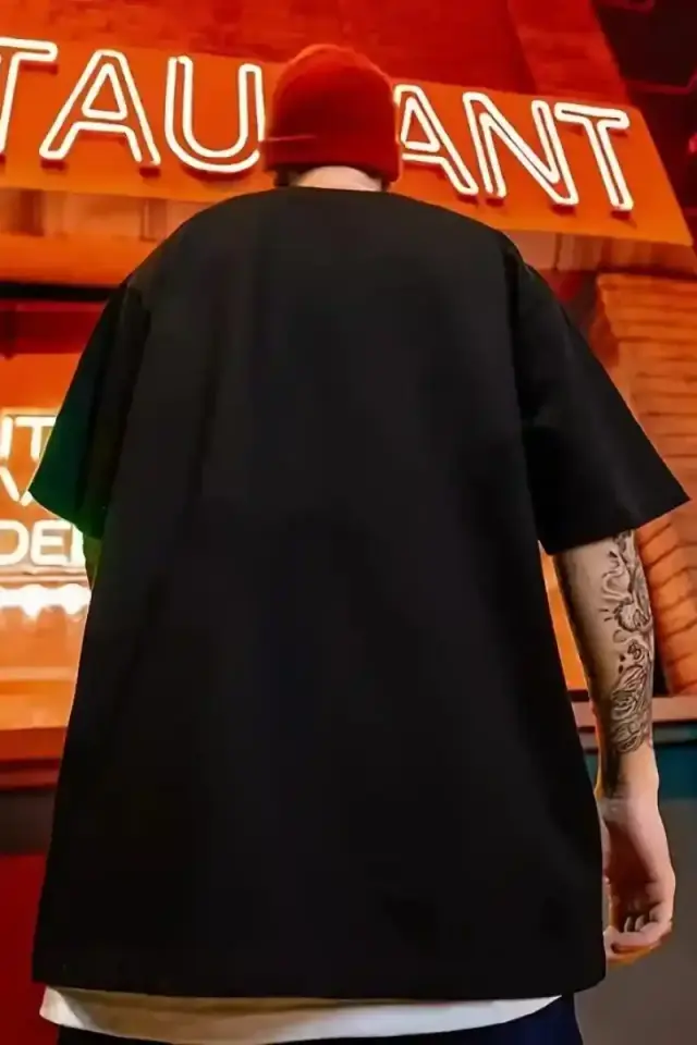 Erkek Kısa Kol Yazlık Tişört Bisiklet Yaka KART Baskılı T-Shirt - Siyah