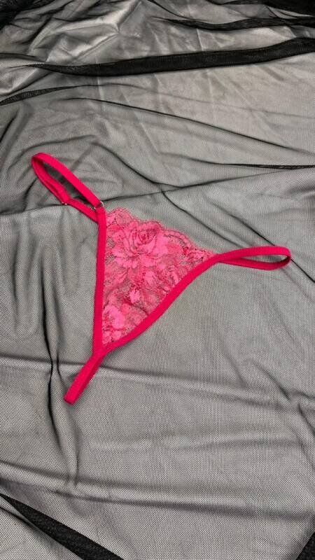 Kadın Pembe Transparan Dantel Tanga Külot