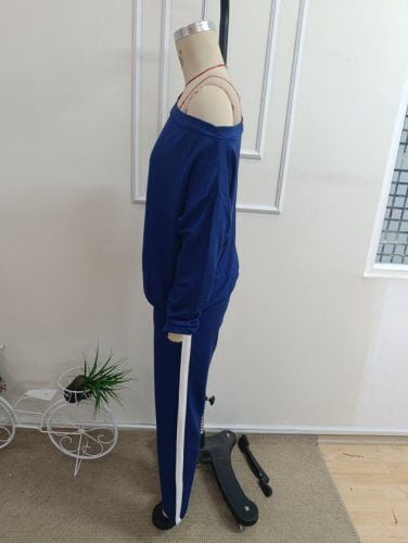 Kadın Tek Omuzdan Açık Uzun Kollu Viskon Iki Iplik Bluz Ve Yan şerit Detaylı Pantolon Ikili Takım
