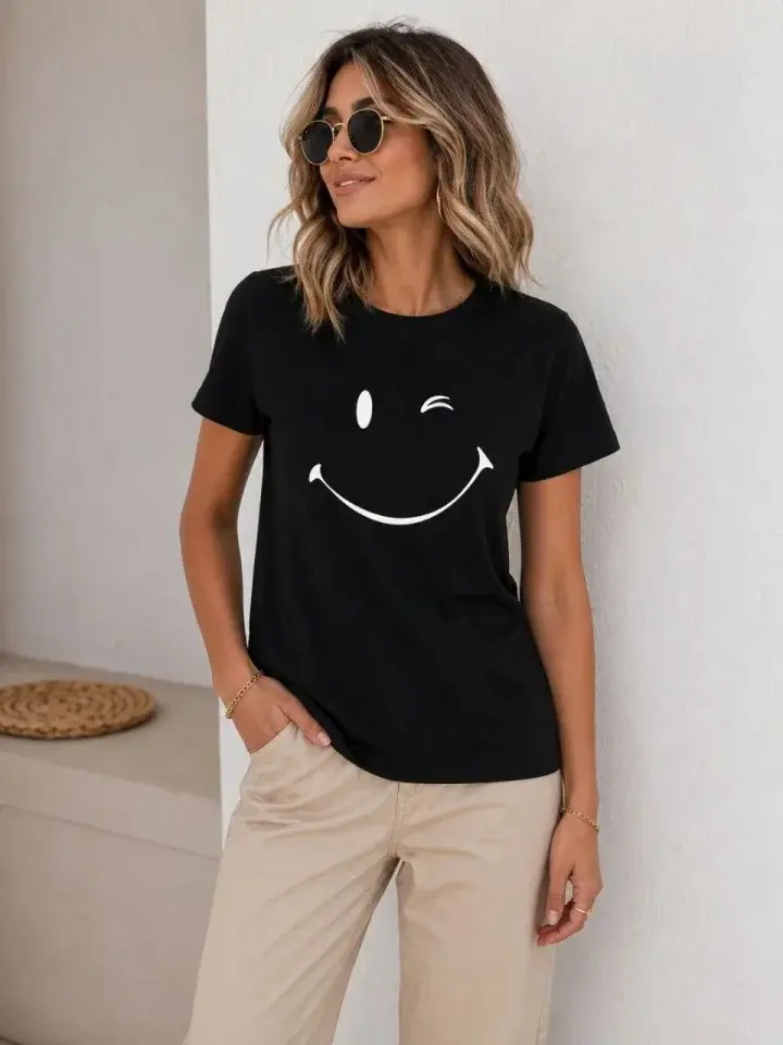 Minimal Gülümseyen Yüz Baskılı Tişört Kısa Kol Yazlık T-Shirt - Siyah