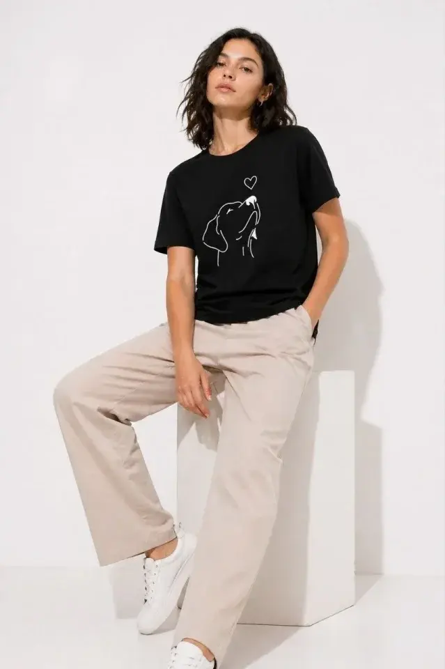 Köpek Figürlü Minimal Baskılı Tişört Kısa Kol Yazlık T-Shirt - Siyah